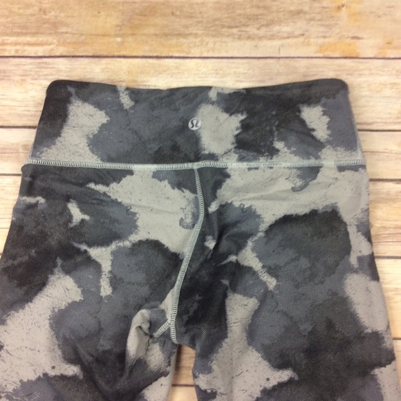 ❗️SOLD❗️Lululemon 4 Wunder Under Leggings - Picture 6 of 8